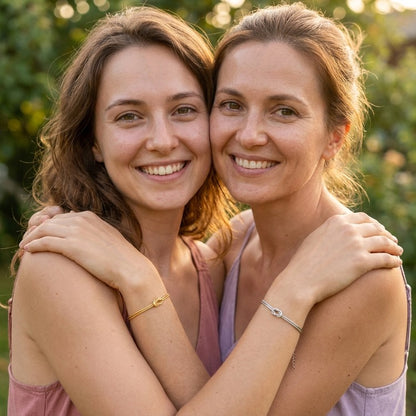 Forever Knot Bracelet – Meaningful Gift for Couples, Best Friends & Family